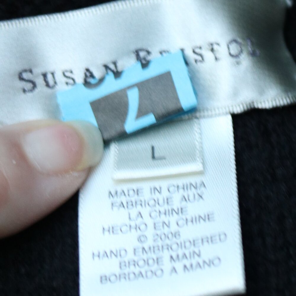 Susan Bristol Black and Gray Floral Cardigan - Picture 7 of 8